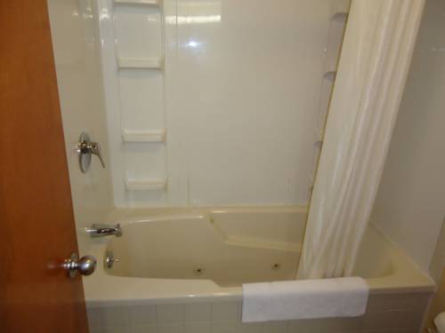 Imagen de la habitación del Hotel Econo Lodge Elmira-Corning. Foto 6
