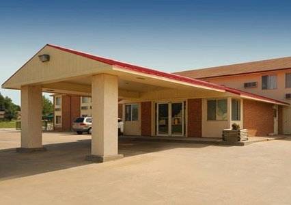 Imagen general del Hotel Econo Lodge Emporia. Foto 1