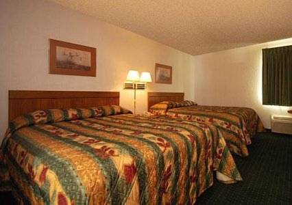 Imagen de la habitación del Hotel Econo Lodge Emporia. Foto 4
