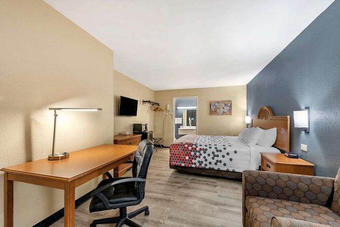 Imagen de la habitación del Hotel Econo Lodge Erlanger. Foto 9