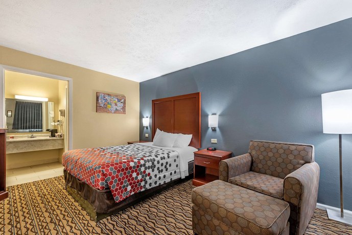 Imagen de la habitación del Hotel Econo Lodge Erlanger. Foto 17