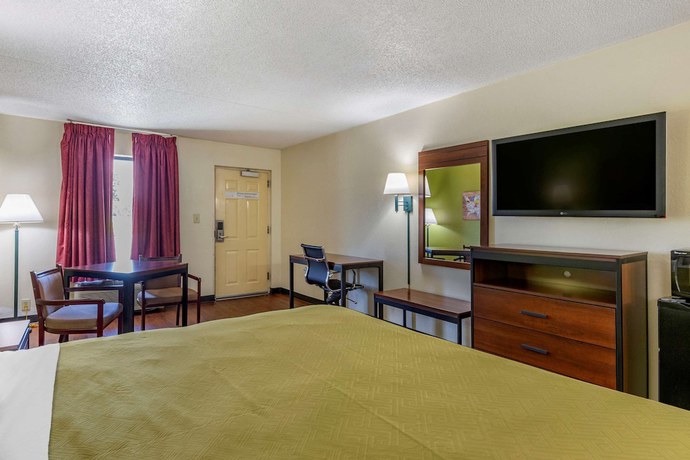 Imagen de la habitación del Hotel Econo Lodge, FAYETTEVILLE. Foto 11