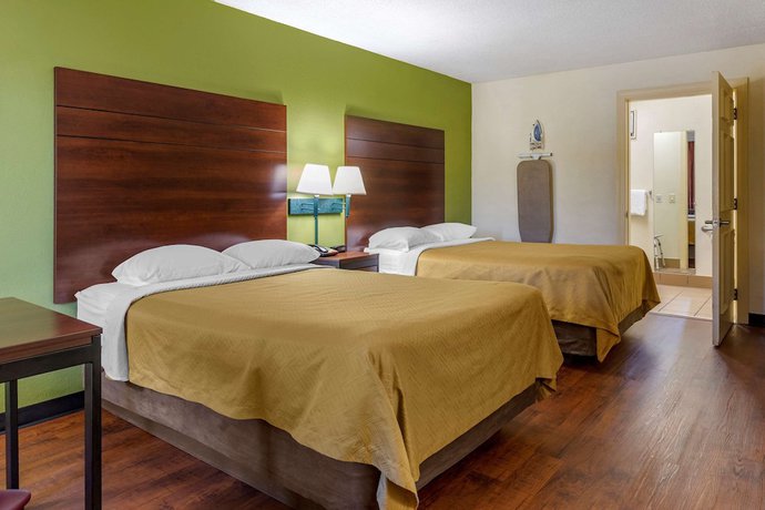 Imagen de la habitación del Hotel Econo Lodge, FAYETTEVILLE. Foto 14