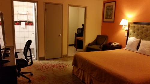 Imagen de la habitación del Hotel Econo Lodge Fairfield/napa Valley. Foto 2