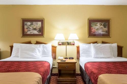Imagen general del Hotel Econo Lodge Fayetteville. Foto 2