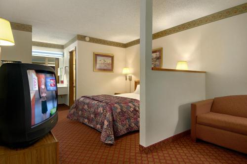 Imagen de la habitación del Hotel Econo Lodge Fayetteville. Foto 6