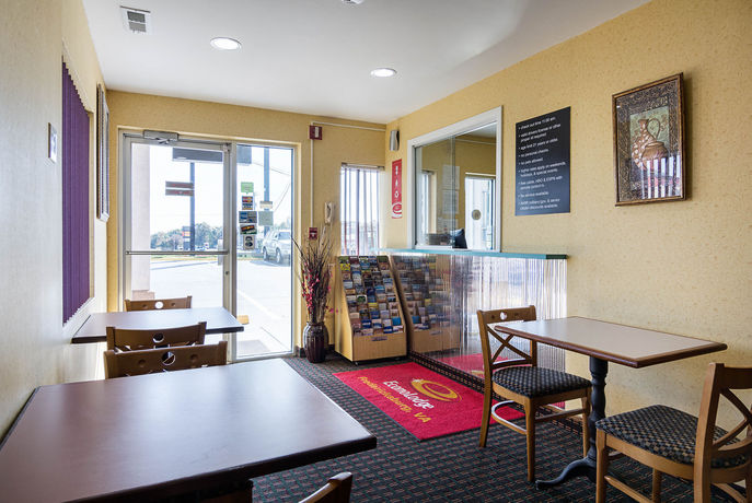Imagen de los interiores del Hotel Econo Lodge Fredericksburg Near I-95. Foto 16