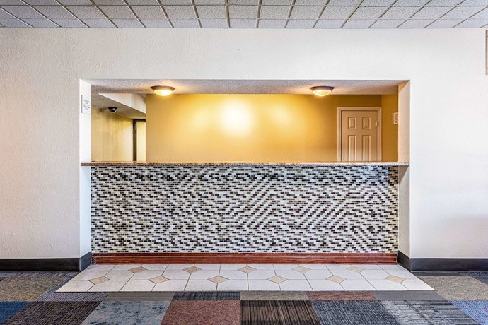 Imagen de los interiores del Hotel Econo Lodge, Fredonia. Foto 14
