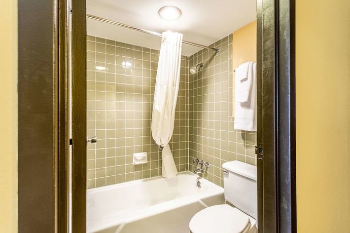 Imagen de la habitación del Hotel Econo Lodge, Fredonia. Foto 9