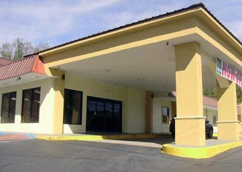 Imagen de los exteriores del Hotel Econo Lodge, Fultondale. Foto 6