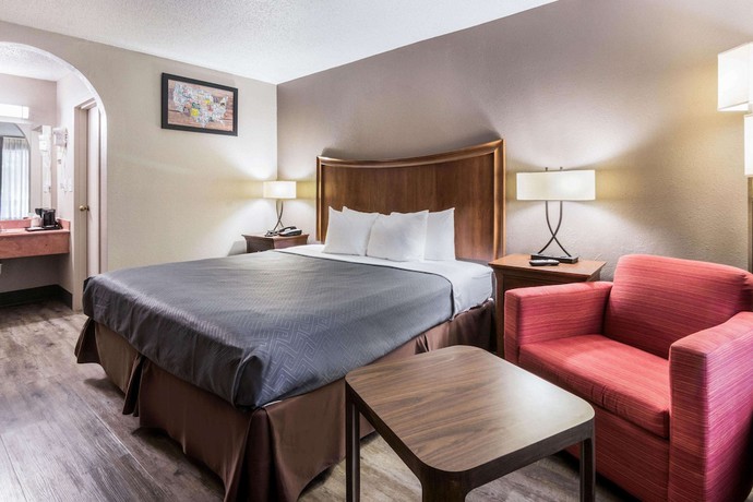 Imagen de la habitación del Hotel Econo Lodge Gainesville Downtown Area. Foto 10