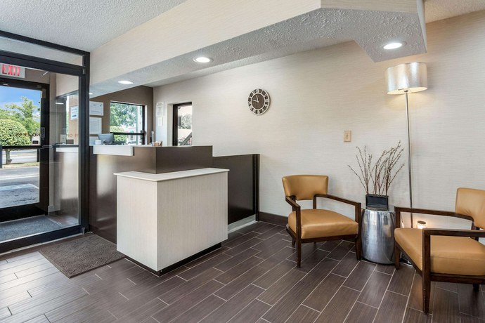 Imagen de los interiores del Hotel Econo Lodge Gainesville Downtown Area. Foto 20