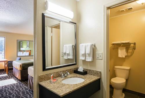 Imagen de la habitación del Hotel Econo Lodge Garden City - Savannah. Foto 11