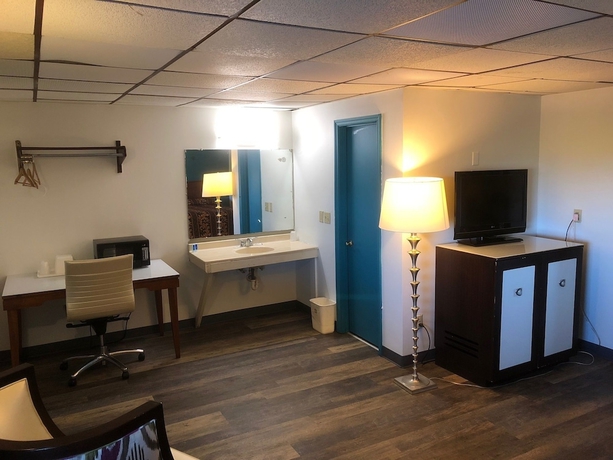 Imagen de la habitación del Hotel Econo Lodge, Georgetown. Foto 12