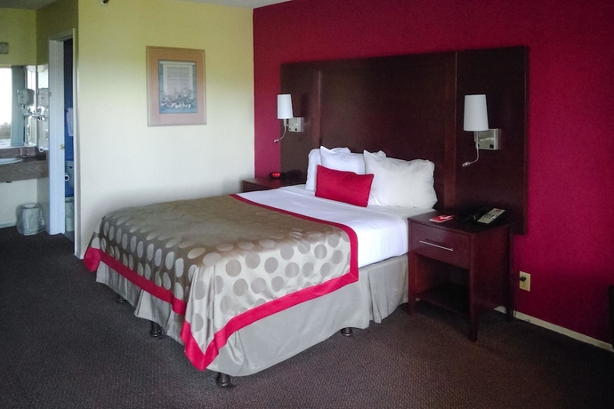 Imagen de la habitación del Hotel Econo Lodge, Gilroy. Foto 7