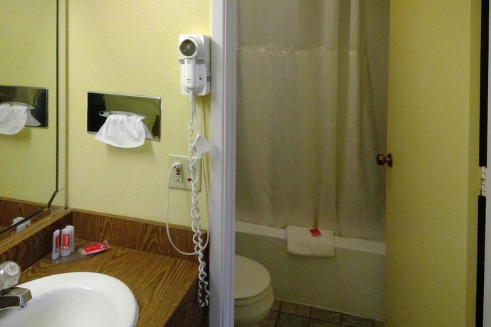 Imagen de la habitación del Hotel Econo Lodge, Gilroy. Foto 12