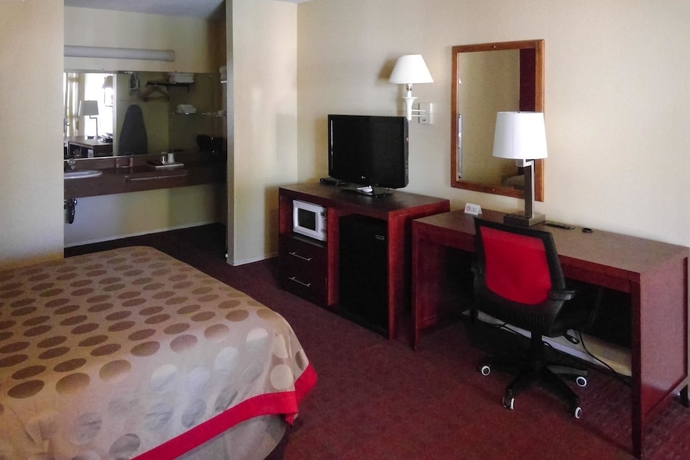 Imagen de la habitación del Hotel Econo Lodge, Gilroy. Foto 14