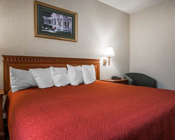 Imagen de la habitación del Hotel Econo Lodge Glens Falls / Lake George. Foto 5