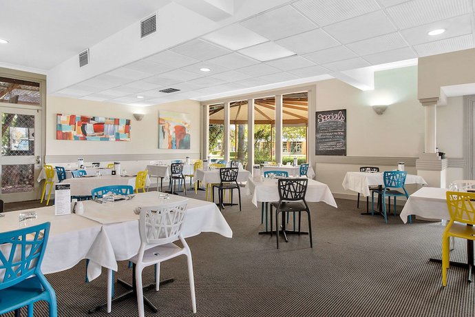 Imagen del bar/restaurante del Hotel Econo Lodge Griffith Motor Inn. Foto 3