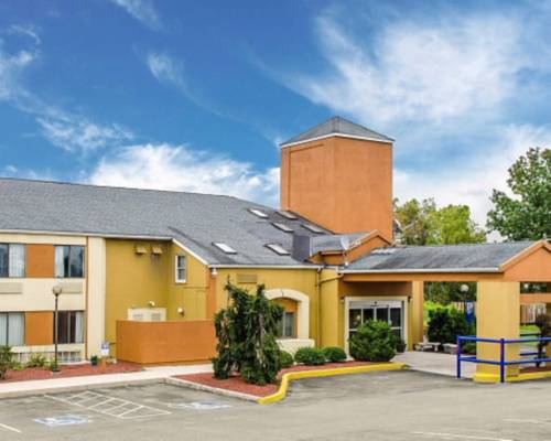 Imagen de la habitación del Hotel Econo Lodge Harrisburg/hershey. Foto 2