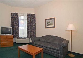 Imagen de la habitación del Hotel Econo Lodge, Hendersonville. Foto 9