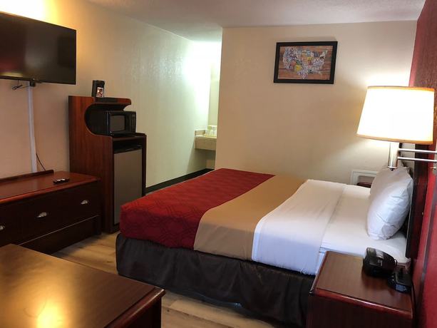 Imagen de la habitación del Hotel Econo Lodge Historic Area. Foto 4