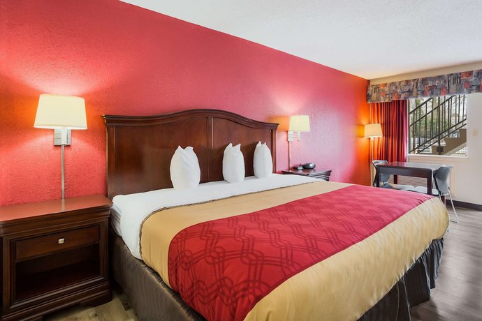 Imagen de la habitación del Hotel Econo Lodge Historic Area. Foto 16
