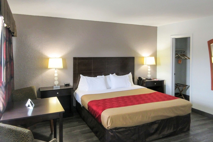 Imagen de la habitación del Hotel Econo Lodge Hollywood-ft Lauderdale International Airport. Foto 9