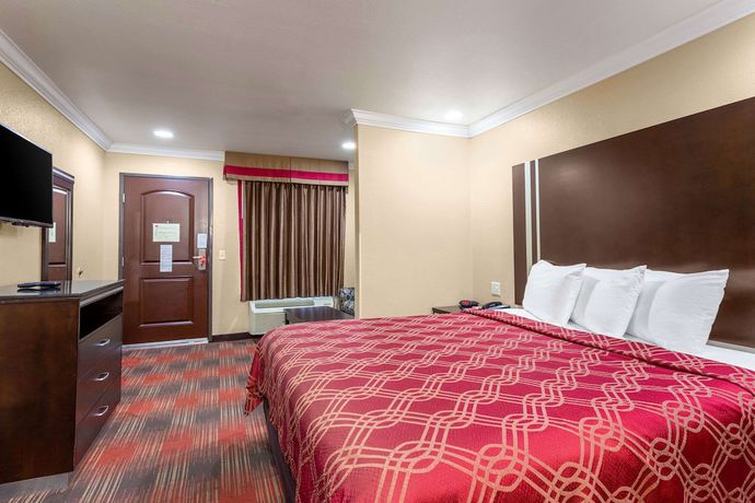 Imagen de la habitación del Hotel Econo Lodge Inn And Suites Escondido Downtown. Foto 5