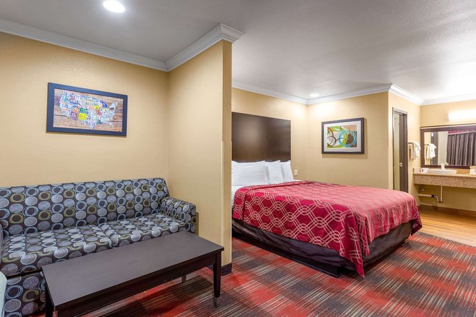 Imagen de la habitación del Hotel Econo Lodge Inn And Suites Escondido Downtown. Foto 16