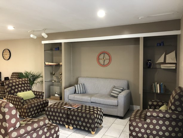 Imagen de los interiores del Hotel Econo Lodge Inn And Suites Fulton - Rockport. Foto 12