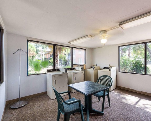 Imagen de los interiores del Hotel Econo Lodge Inn And Suites Fulton - Rockport. Foto 17