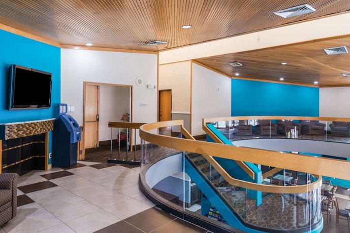 Imagen de los interiores del Hotel Econo Lodge Inn And Suites, Lafayette. Foto 15