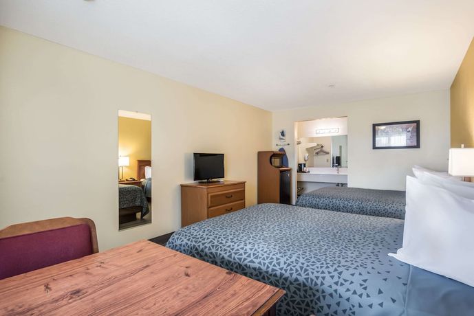 Imagen de la habitación del Hotel Econo Lodge Inn And Suites Lodi - Wine Country Area. Foto 12