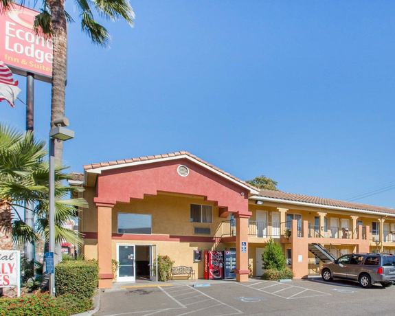 Imagen general del Hotel Econo Lodge Inn And Suites Lodi - Wine Country Area. Foto 4
