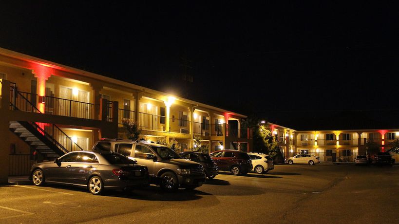 Imagen general del Hotel Econo Lodge Inn And Suites Lodi - Wine Country Area. Foto 3