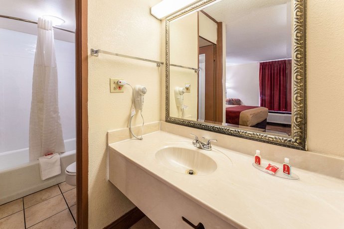 Imagen de la habitación del Hotel Econo Lodge Inn And Suites Macon. Foto 5