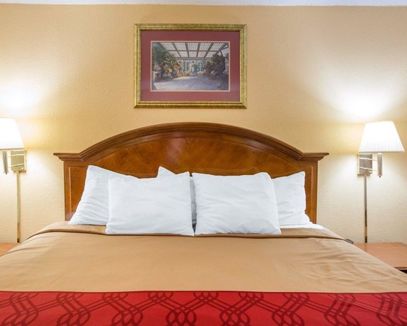 Imagen de la habitación del Hotel Econo Lodge Inn And Suites Macon. Foto 10