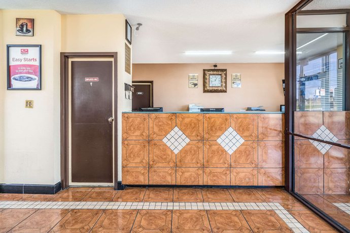 Imagen de los interiores del Hotel Econo Lodge Inn And Suites Macon. Foto 19