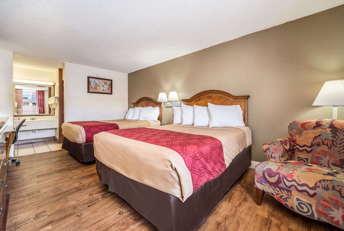 Imagen de la habitación del Hotel Econo Lodge Inn And Suites Macon. Foto 13