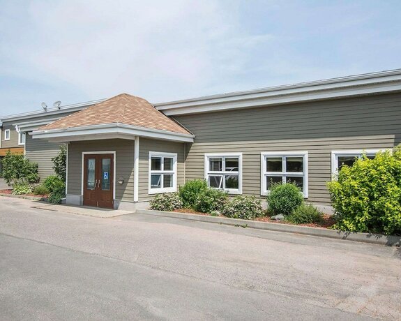 Imagen general del Hotel Econo Lodge Inn And Suites, Montmagny. Foto 6