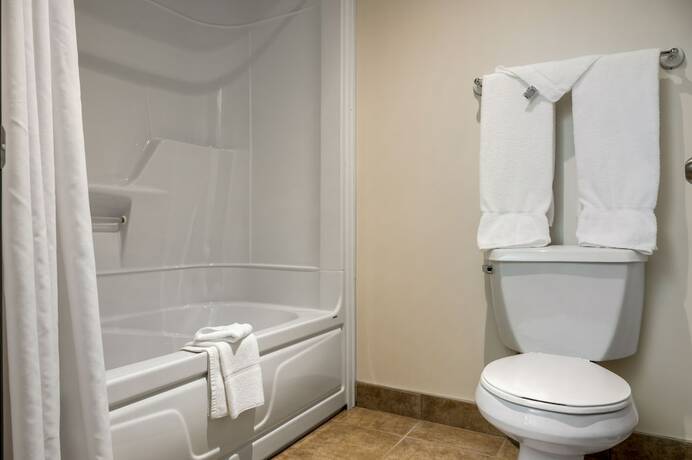 Imagen general del Hotel Econo Lodge Inn And Suites, Montmagny. Foto 10