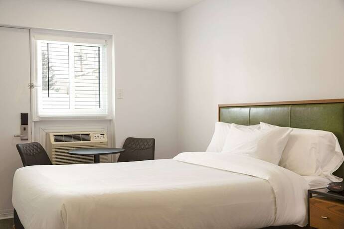 Imagen de la habitación del Hotel Econo Lodge Inn And Suites, Montmagny. Foto 17