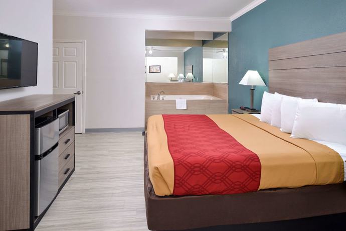 Imagen de la habitación del Hotel Econo Lodge Inn And Suites Port Arthur Near Sabine Pass. Foto 4