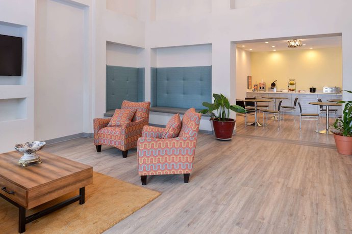 Imagen de los interiores del Hotel Econo Lodge Inn And Suites Port Arthur Near Sabine Pass. Foto 18