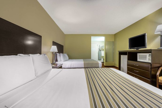 Imagen de la habitación del Hotel Econo Lodge Inn And Suites Triadelphia - Wheeling. Foto 2