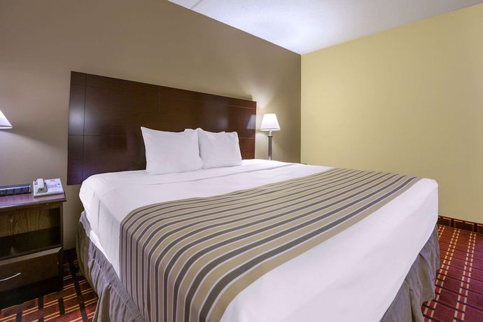 Imagen de la habitación del Hotel Econo Lodge Inn And Suites Triadelphia - Wheeling. Foto 6