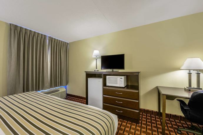 Imagen de la habitación del Hotel Econo Lodge Inn And Suites Triadelphia - Wheeling. Foto 9