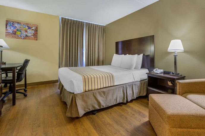Imagen de la habitación del Hotel Econo Lodge Inn And Suites Triadelphia - Wheeling. Foto 18