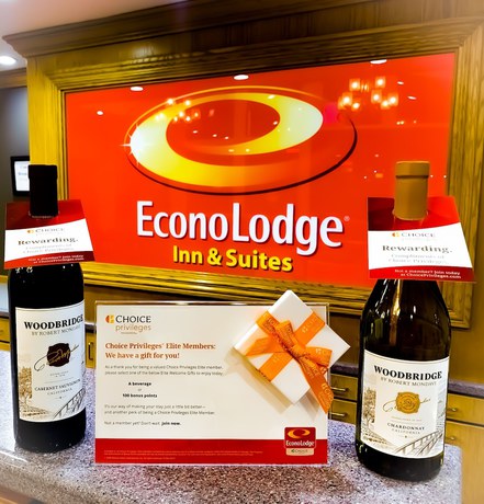 Imagen de los interiores del Hotel Econo Lodge Inn And Suites, Winnemucca. Foto 20